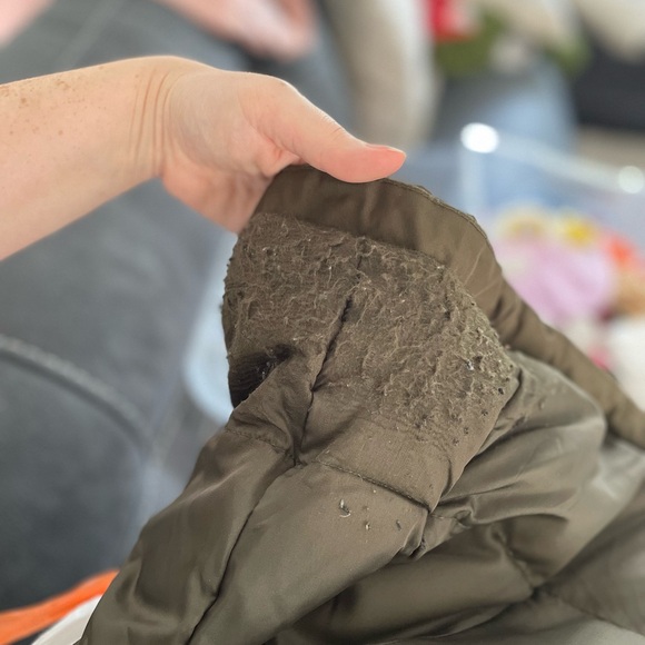 Small Green Down Winter Jacket - Picture 9 of 9